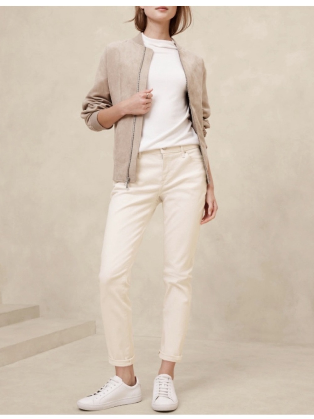 Banana Republic Girlfriend Jeans Size 29/8 Ecru/Cream NWT Neutral Minimalist